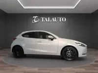 Usado Mazda 2 Edition 90 CV (66 kW) 2020 Gris Berlina
