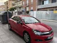 Usado Opel Astra GTC Sport 110 CV (80 kW) 2009 Rojo Berlina