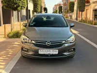 Usado Opel Astra Selective 105 CV (77 kW) 2019 Marrón Berlina