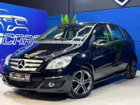 Usado Mercedes B180 116 CV (85 kW) 2010 Negro Monovolumen