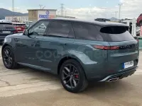 Begagnad Land Rover Range Rover Sport HSE Dynamic 460 HK (338 kW) 2025 Grön SUV