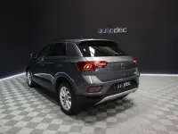 Usado VW T-Roc Life 110 CV (80 kW) 2022 Gris SUV
