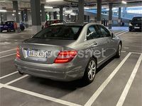 Usado Mercedes C200 136 CV (100 kW) 2013 Gris / plata Berlina