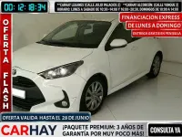 Usado Toyota Yaris Hybrid Active 116 CV (85 kW) 2022 Blanco Berlina