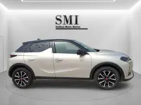 Usado DS Automobiles DS3 Crossback Performance 131 CV (96 kW) 2023 Gris SUV