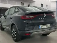 Usado Renault Arkana Equilibre 145 CV (106 kW) 2022 Negro SUV