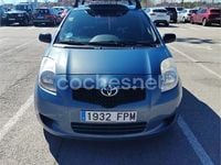 Usado Toyota Yaris Sol 87 CV (63 kW) 2006 Azul Berlina