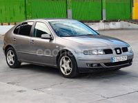 Usado Seat Leon Sport 110 CV (80 kW) 2004 Marrón Berlina
