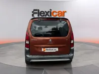 Usado Peugeot Rifter Active 101 CV (74 kW) 2021 Naranja Monovolumen