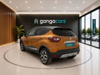 Usado Renault Captur Zen 130 CV (95 kW) 2020 Naranja SUV