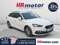 Usado Seat Leon Style 117 CV (86 kW) 2022 Blanco Familiar