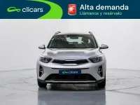 Usado Kia Stonic 101 CV (74 kW) 2024 Gris SUV