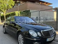 Usado Mercedes E300 Avantgarde 211 CV (155 kW) 2008 Negro Berlina