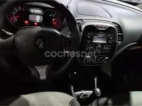 Usado Renault Captur Intens 90 CV (66 kW) 2017 Azul SUV