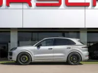 Usado Porsche Cayenne E-Hybrid 470 CV (345 kW) 2023 Plateado SUV