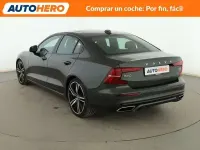 Usado Volvo S60 R-Design 250 CV (183 kW) 2019 Gris Berlina
