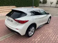 Usado Infiniti Q30 Premium 109 CV (80 kW) 2016 Blanco Berlina