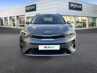 Usado Kia Stonic 84 HP (61 kW) 2023 Cinzento SUV