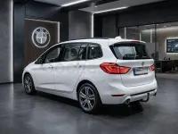 Usado BMW 220 Sport Line 192 CV (141 kW) 2019 Blanco Familiar
