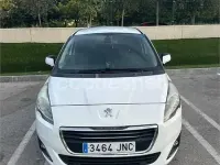Usado Peugeot 5008 Active 120 CV (88 kW) 2016 Blanco Monovolumen