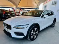 Usado Volvo V60 CC Pro 197 CV (144 kW) 2021 Blanco Familiar