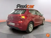 Usado Seat Ibiza Style 110 CV (80 kW) 2021 Rojo Utilitario