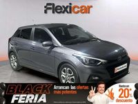 Usado Hyundai i20 100 CV (73 kW) 2018 Gris Utilitario