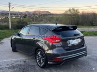 Usado Ford Focus ST-Line 125 CV (91 kW) 2018 Negro Berlina