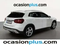 Usado Mercedes GLA180 122 CV (89 kW) 2019 Blanco SUV