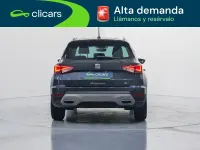 Usado Seat Arona FR 110 CV (80 kW) 2022 Gris / plata SUV