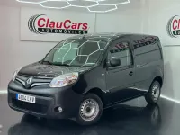 Usado Renault Kangoo 80 CV (58 kW) 2020 Negro Monovolumen