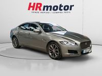 Usado Jaguar XF Prestige 180 CV (132 kW) 2020 Gris Berlina
