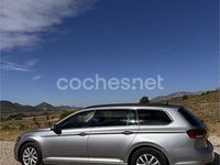 Usado VW Passat Executive 150 CV (110 kW) 2022 Gris / plata Familiar