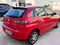 Usado Seat Ibiza Fresh 100 CV (73 kW) 2004 Rojo Utilitario