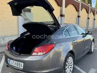 Usado Opel Insignia Cosmo 160 CV (117 kW) 2009 Gris / plata Berlina