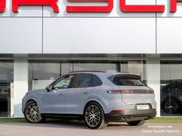 Usado Porsche Cayenne S E-Hybrid 519 CV (381 kW) 2024 Gris / plata SUV