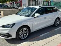 Usado Seat Leon Style 115 CV (84 kW) 2024 Blanco Familiar