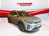 Usado Kia Stonic 100 CV (73 kW) 2022 Gris / plata SUV