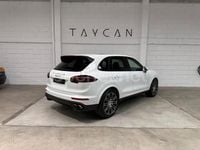 Usado Porsche Cayenne S E-Hybrid 416 CV (305 kW) 2015 Blanco SUV