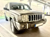 Usado Jeep Commander Overland 218 CV (160 kW) 2009 Gris / plata SUV