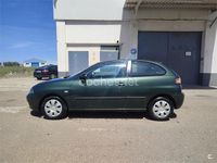 Usado Seat Ibiza 100 CV (73 kW) 2003 Verde Utilitario