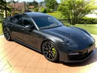 Usado Porsche Panamera Turbo S 680 CV (500 kW) 2020 Gris / plata Utilitario
