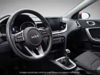 Usado Kia Ceed 120 CV (88 kW) 2022 Rojo Utilitario