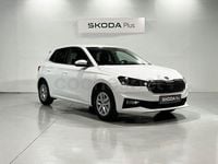 Usado Skoda Fabia Selection 115 CV (84 kW) 2025 Blanco Utilitario