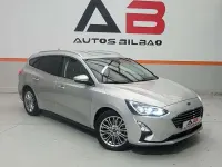Usado Ford Focus Titanium 120 CV (88 kW) 2020 Plateado Utilitario