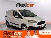 Usado Ford Tourneo Courier Trend 100 CV (73 kW) 2018 Blanco Monovolumen