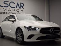 Usado Mercedes CLA200 Shooting Brake 150 CV (110 kW) 2021 Blanco Familiar