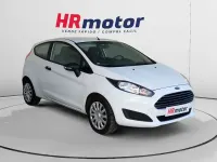 Usado Ford Fiesta Trend 75 CV (55 kW) 2015 Blanco Utilitario