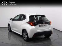 Usado Toyota Yaris Hybrid Active 116 CV (85 kW) 2025 Utilitario