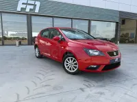 Usado Seat Ibiza I-Tech 90 CV (66 kW) 2014 Rojo Berlina